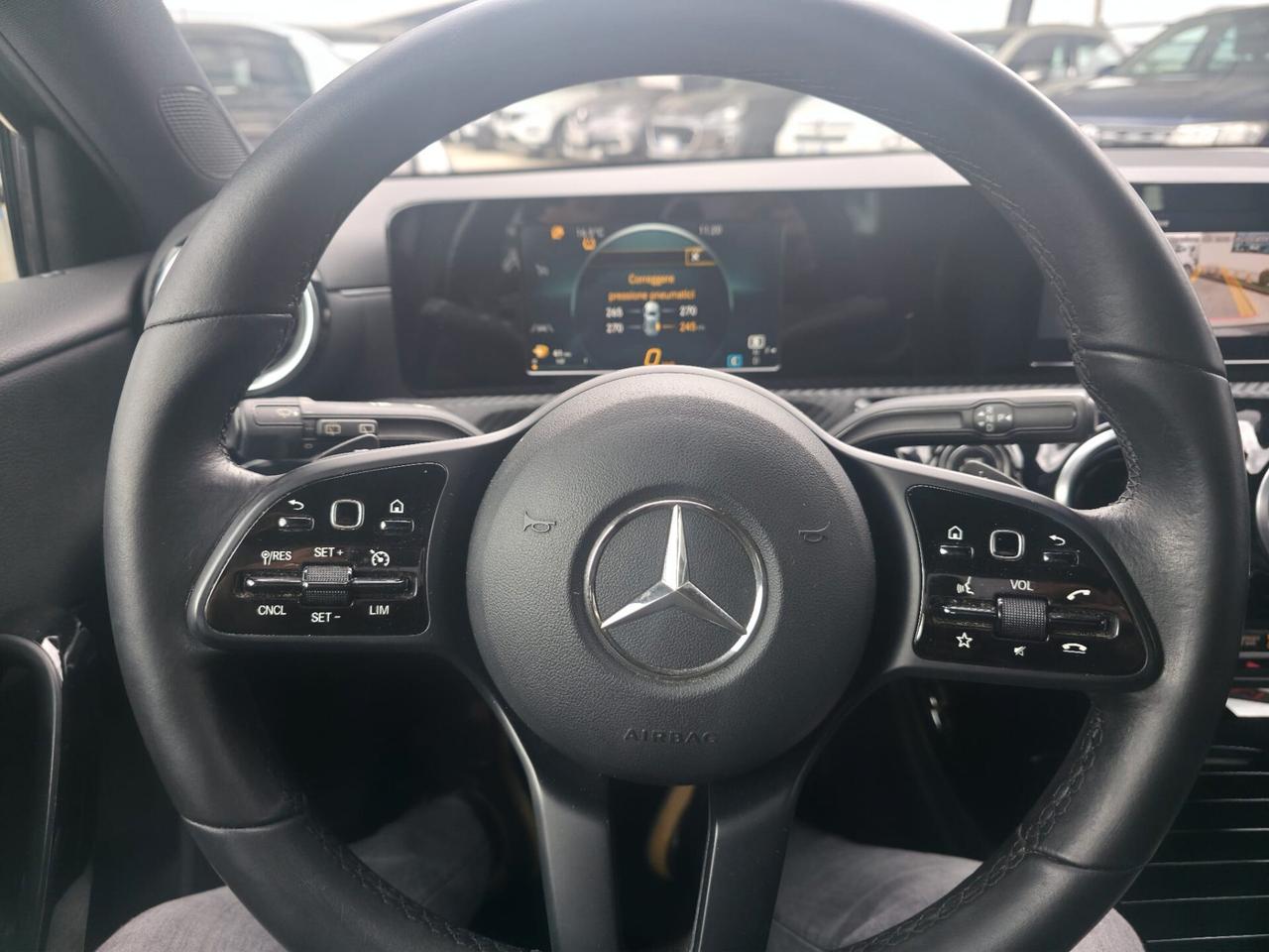 Mercedes-benz A 180 d Automatic Business Extra