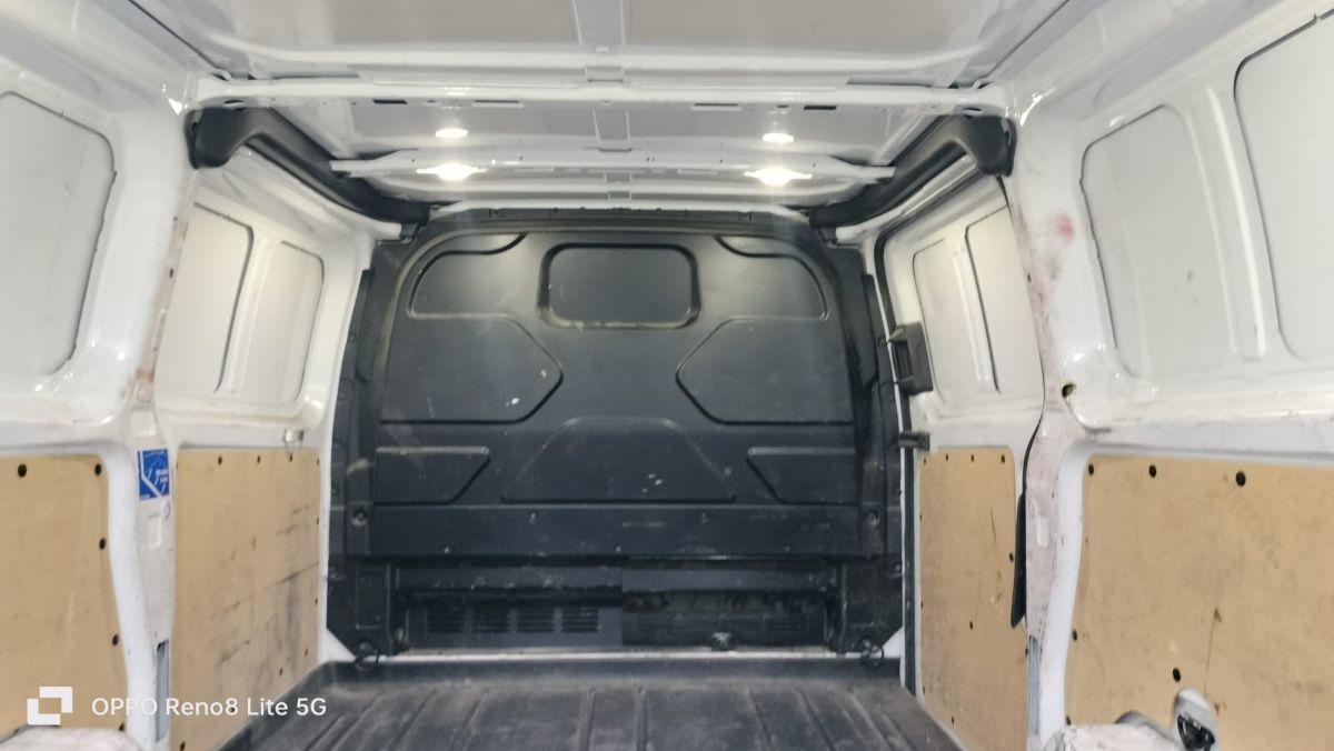FORD transit custom 270 2.0 tdci 130cv Trend L1H1 E6 transit custom 270 2.0 tdci 130cv Trend L1H1 E6