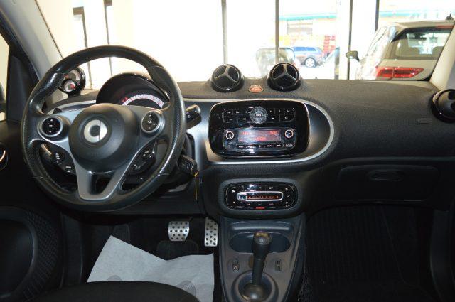 SMART ForTwo 70 1.0 twinamic Solidblack