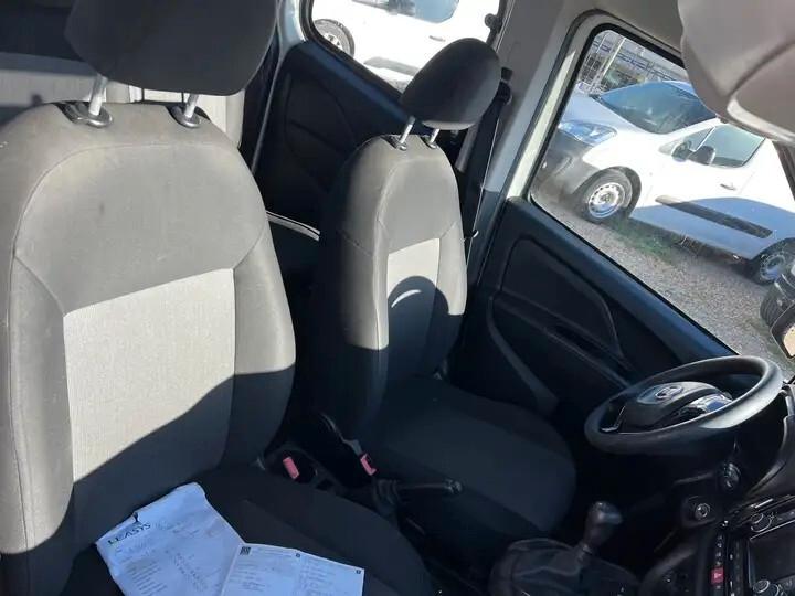 Doblo 1.3 mjt 16v 95cv N1 AUTOCARRO 5 POSTI