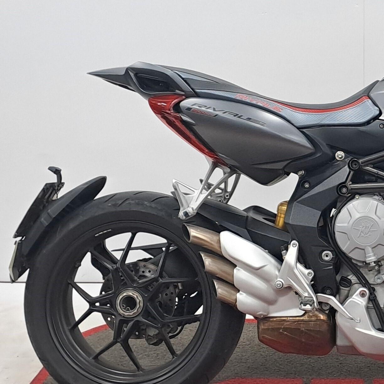 MV Agusta Rivale 800 125CV *FINANZIABILE