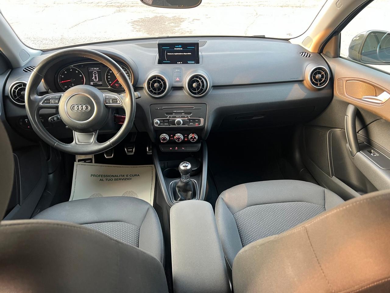 Audi A1 Sportback Ultra S-Line esterno 1.0 tfsi 82cv / OK NEOPATENTATI