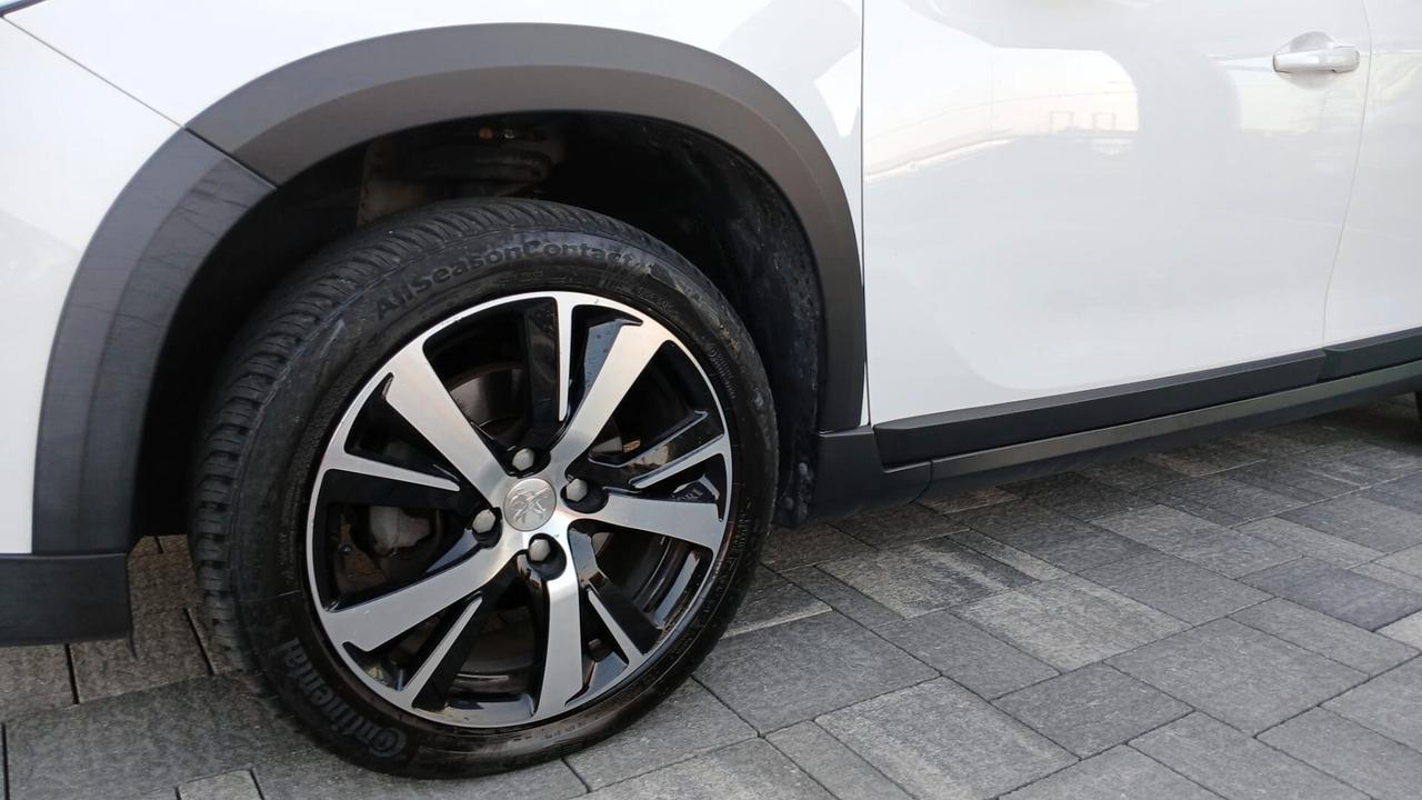 Peugeot 2008 BlueHDi 120 S&S Allure
