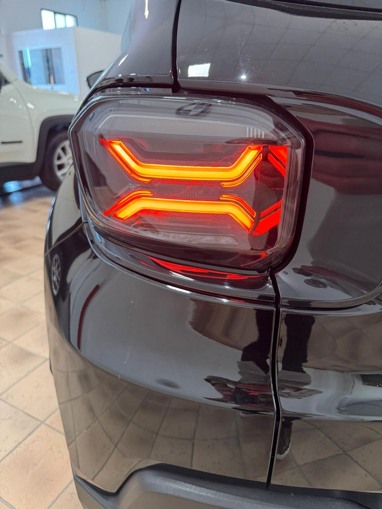 Jeep Avenger 1.2 Turbo 100 CV Summit