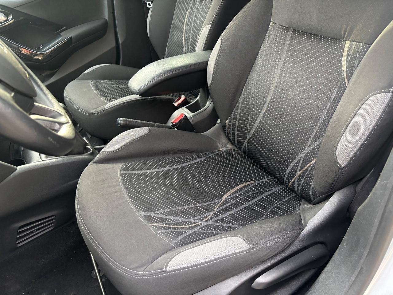 Peugeot 208 1.4 HDi 5 porte Active