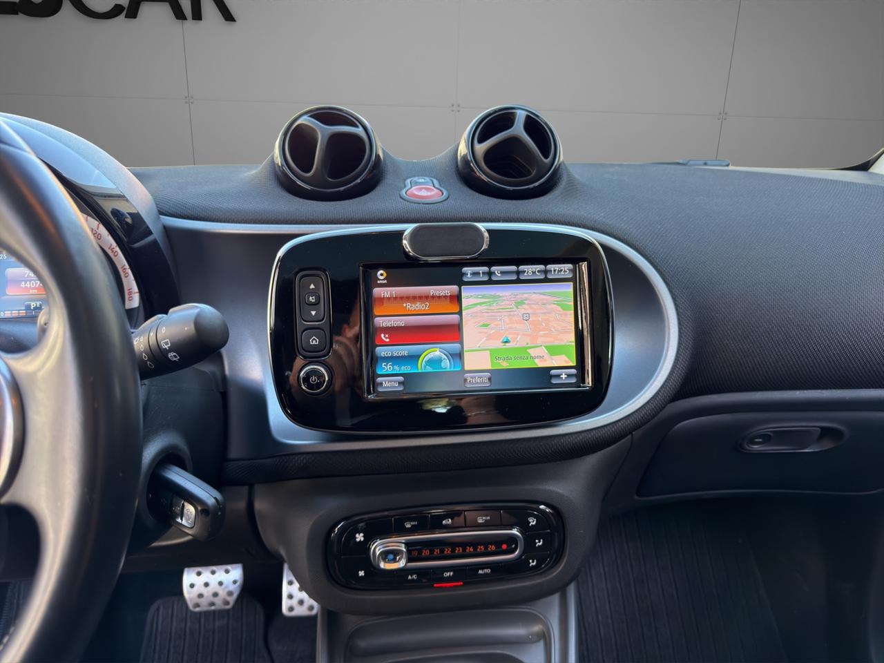 Smart fortwo coupe 0.9 Turbo Allestimento Brabus 90cv - Unico proprietario - Cerchi in lega - Luci Led - Tetto panoramico - Schermo touch