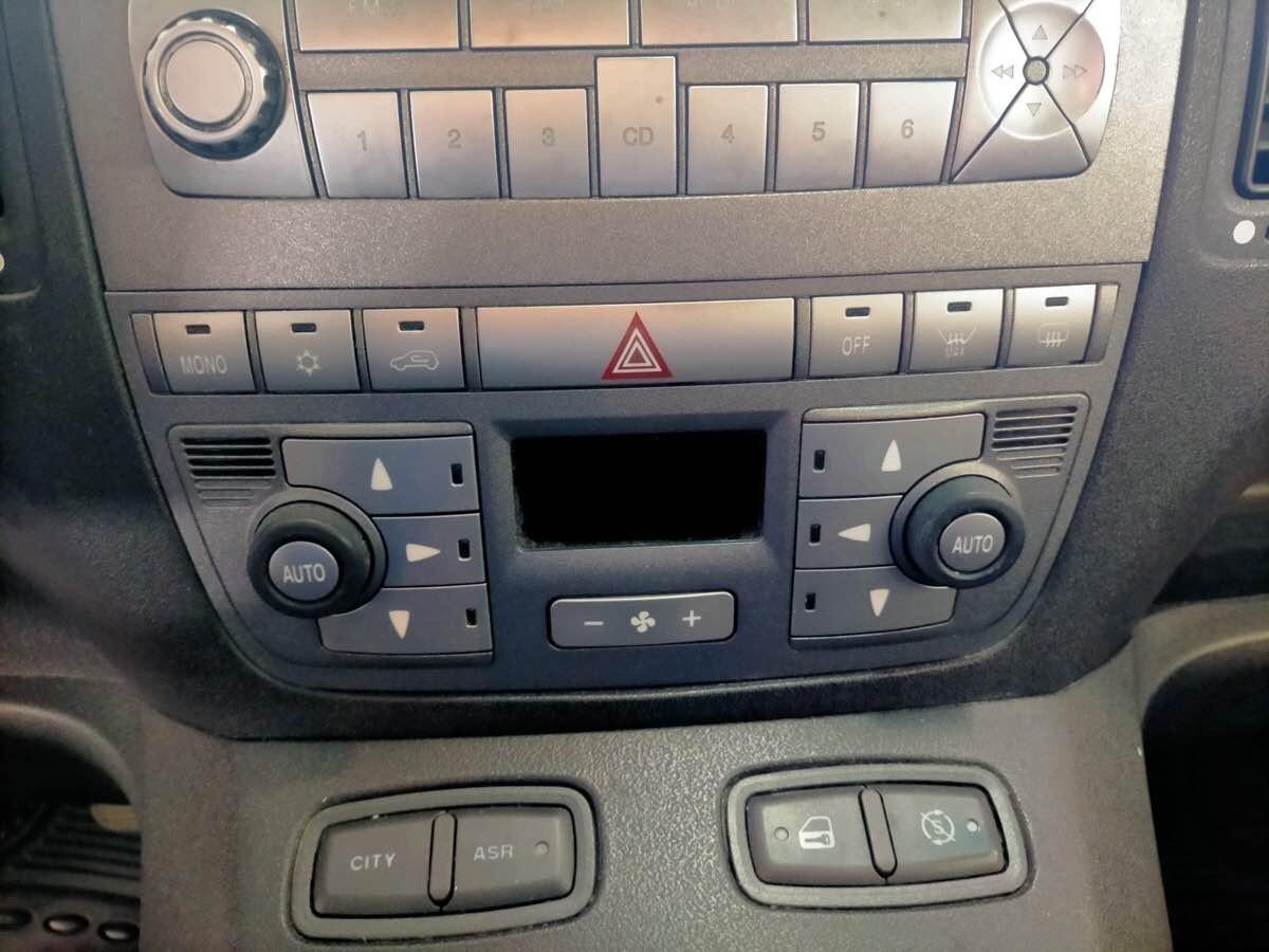 Lancia Musa 1.4 16v AUTOMATICA