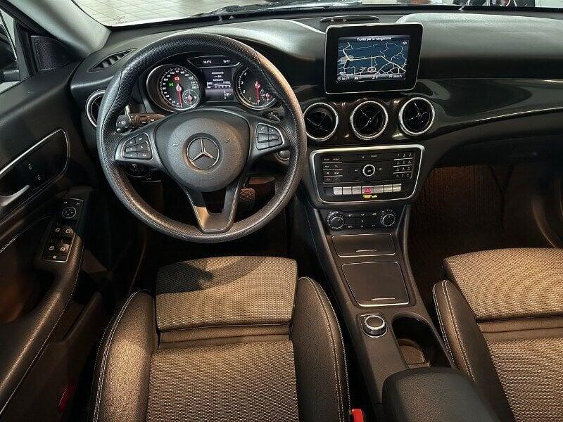 Mercedes-Benz CLA CLA 180 S.W. Business