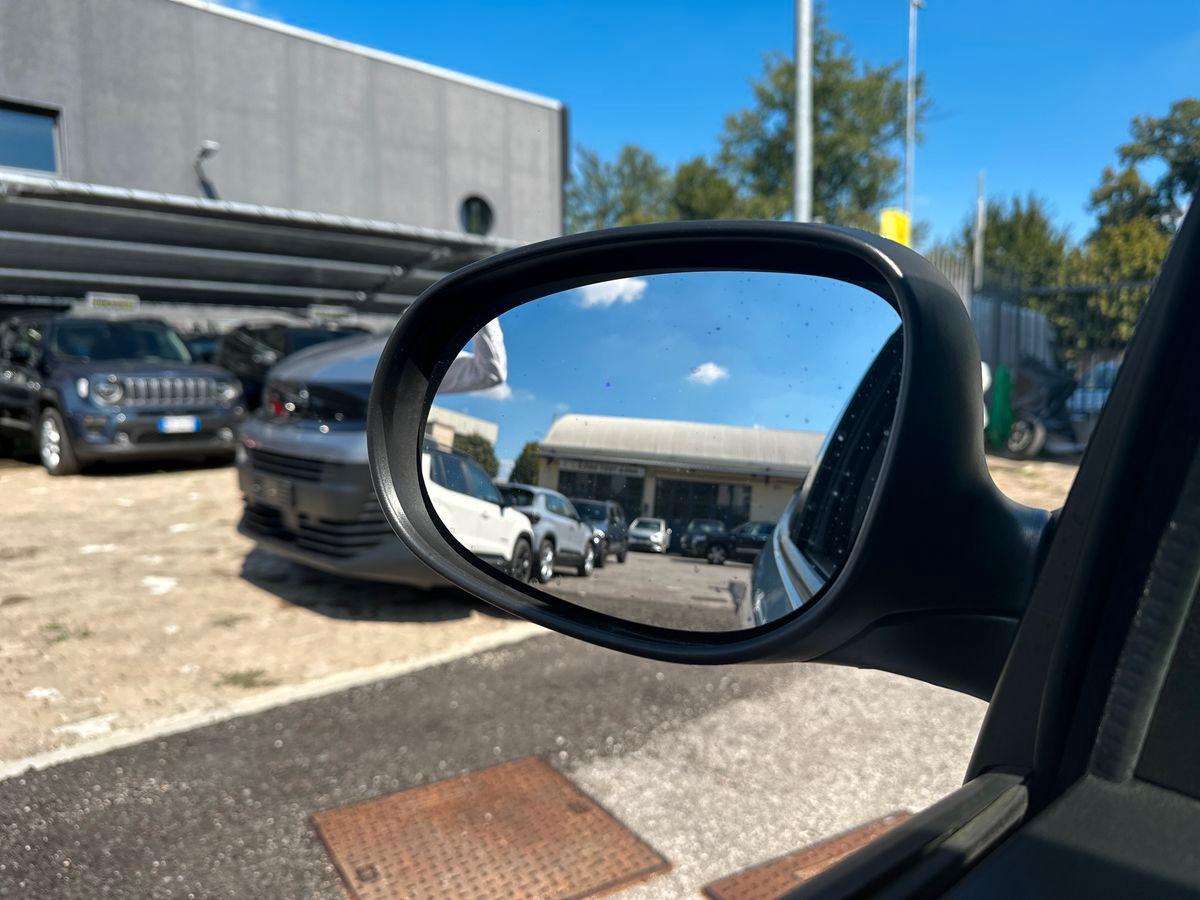 LANCIA Ypsilon III 2021 - Ypsilon 1.0 firefly hybrid Gold s&s 70cv