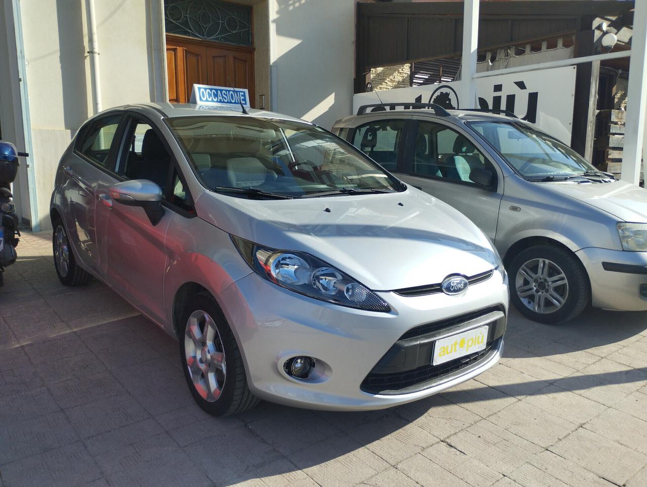 Ford Fiesta 1.2 82 CV 5 porte Titanium