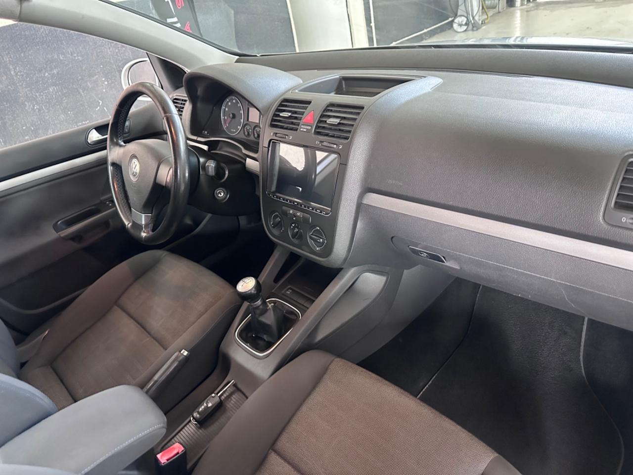 Volkswagen Golf 1.6 5p. Comfortline