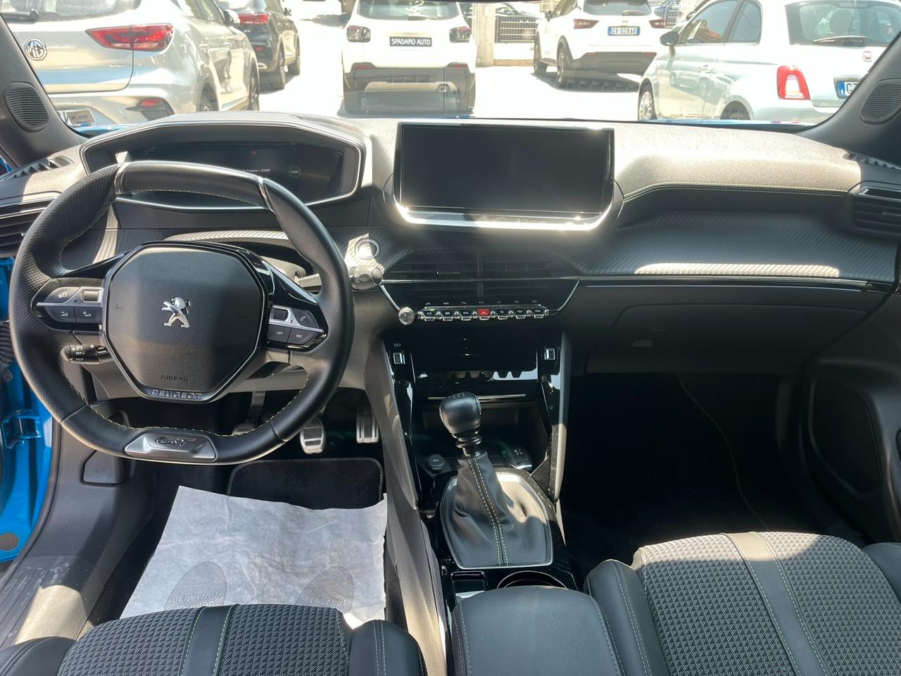 Peugeot 2008 PureTech 130 S&S GT