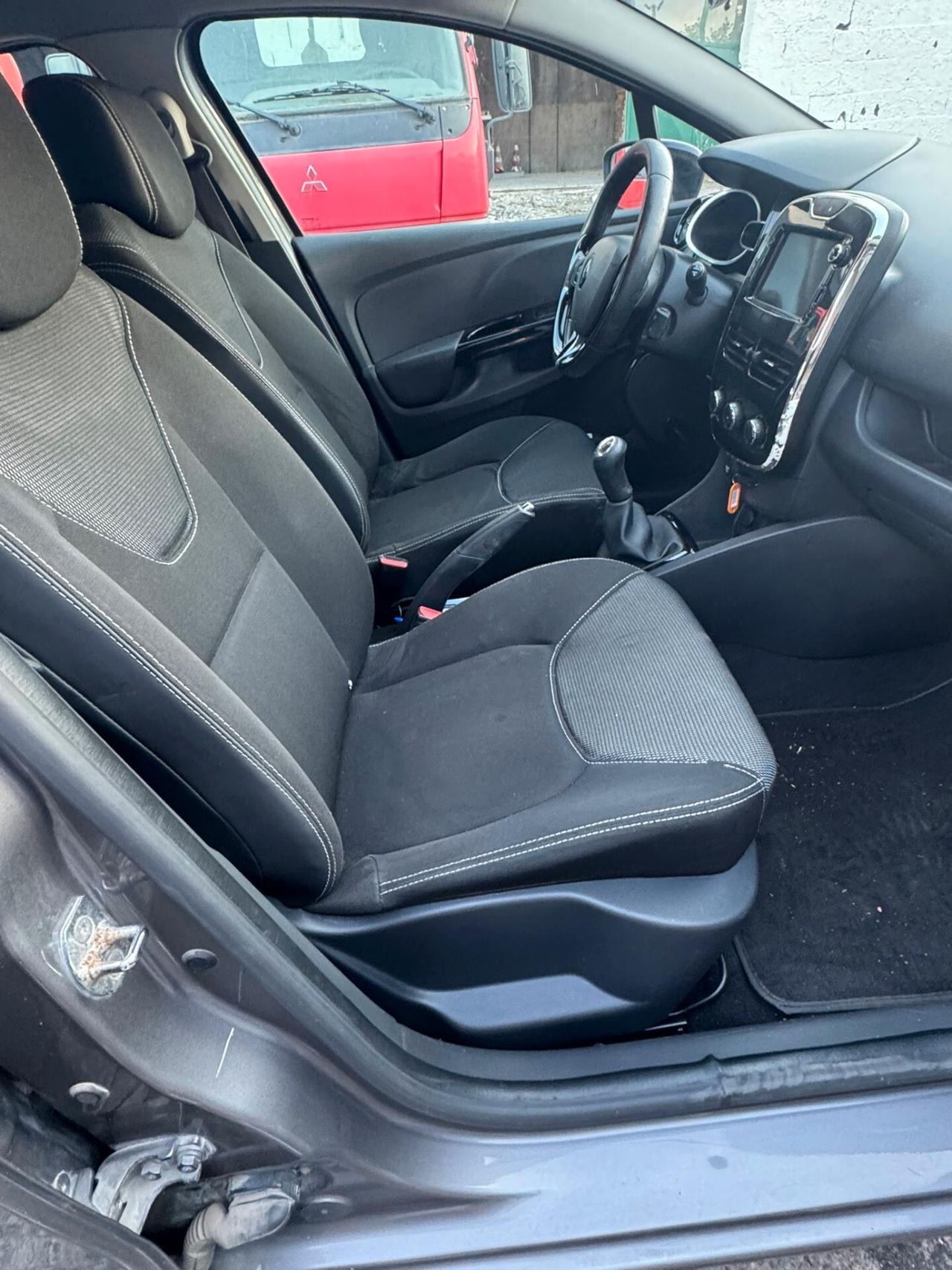 Renault Clio 1.5 dCi 8V 75CV 5 porte Live
