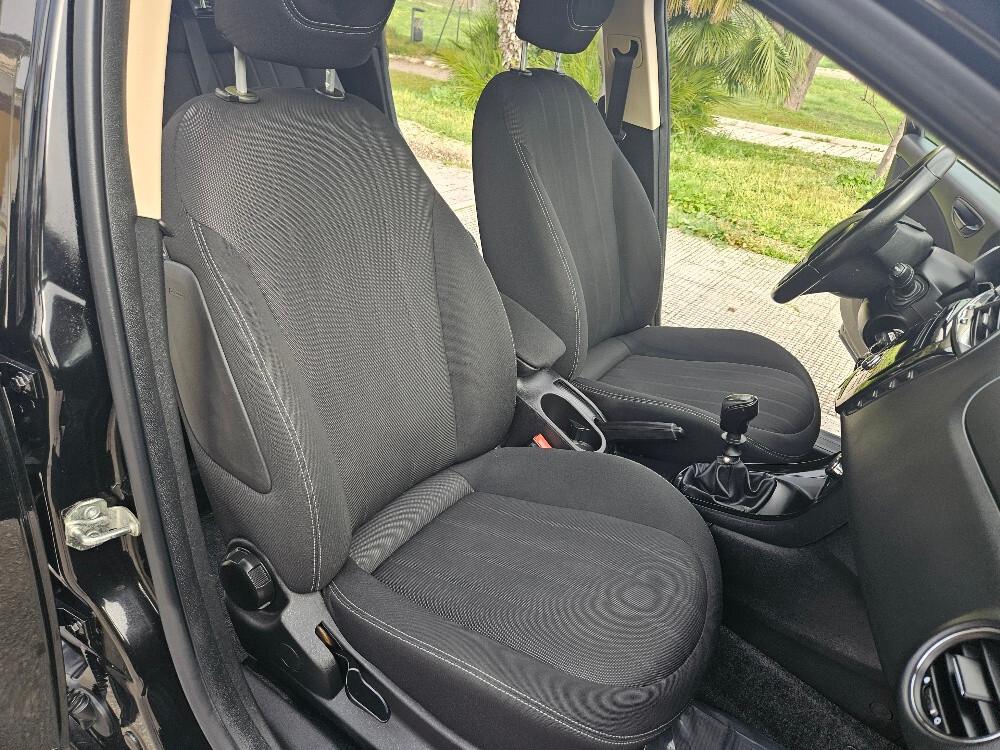 Lancia Delta 1.6 MJT DPF 105 CV Gold