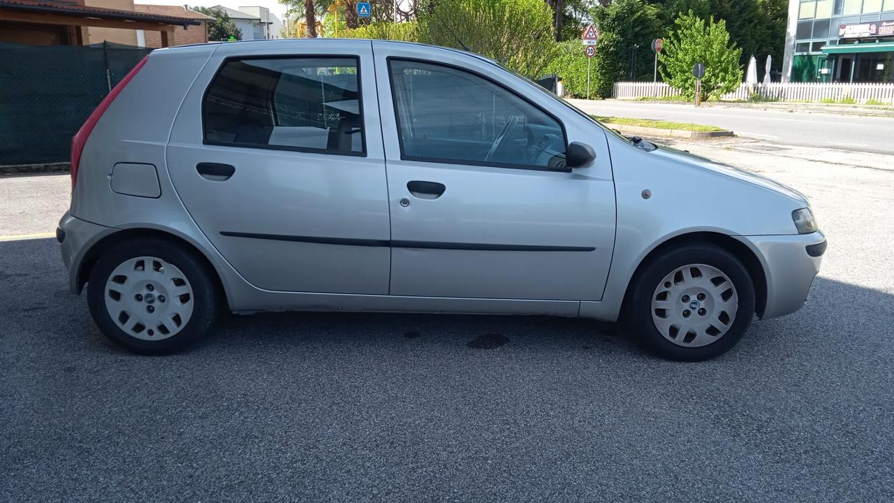 Fiat Punto 1.2i cat 5 porte ELX