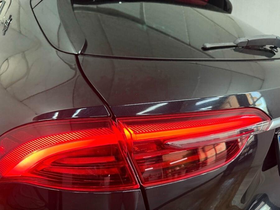 Maserati Grecale MHEV 330 CV AWD Modena
