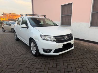 Dacia Sandero stepway 1.2 GPL 75CV gancio traino