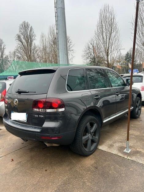 Volkswagen Touareg 3.0/240CV V6 TDI DPF tip.