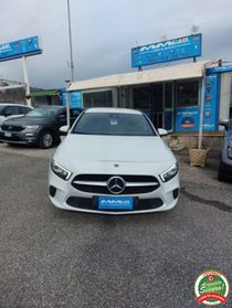 MERCEDES-BENZ A 180 d Automatic Premium