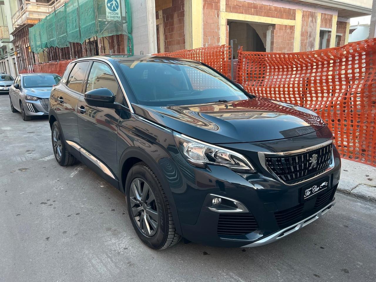 PEUGEOT 3008 1.5 EAT8 130CV ALLURE OK NEOPATENTATI NAVI CRUISE ANNO 2019