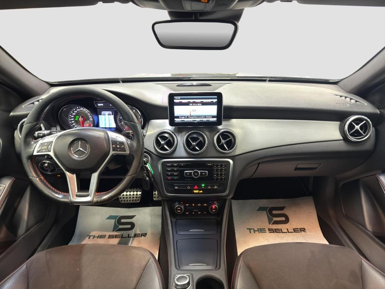 Mercedes-Benz GLA 250 Automatic 4Matic Premium