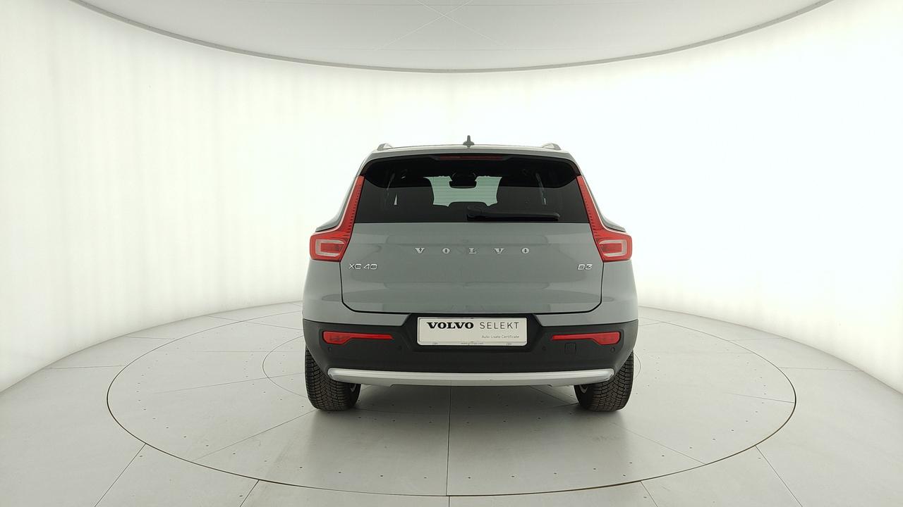 VOLVO XC40 2.0 b3 Core auto