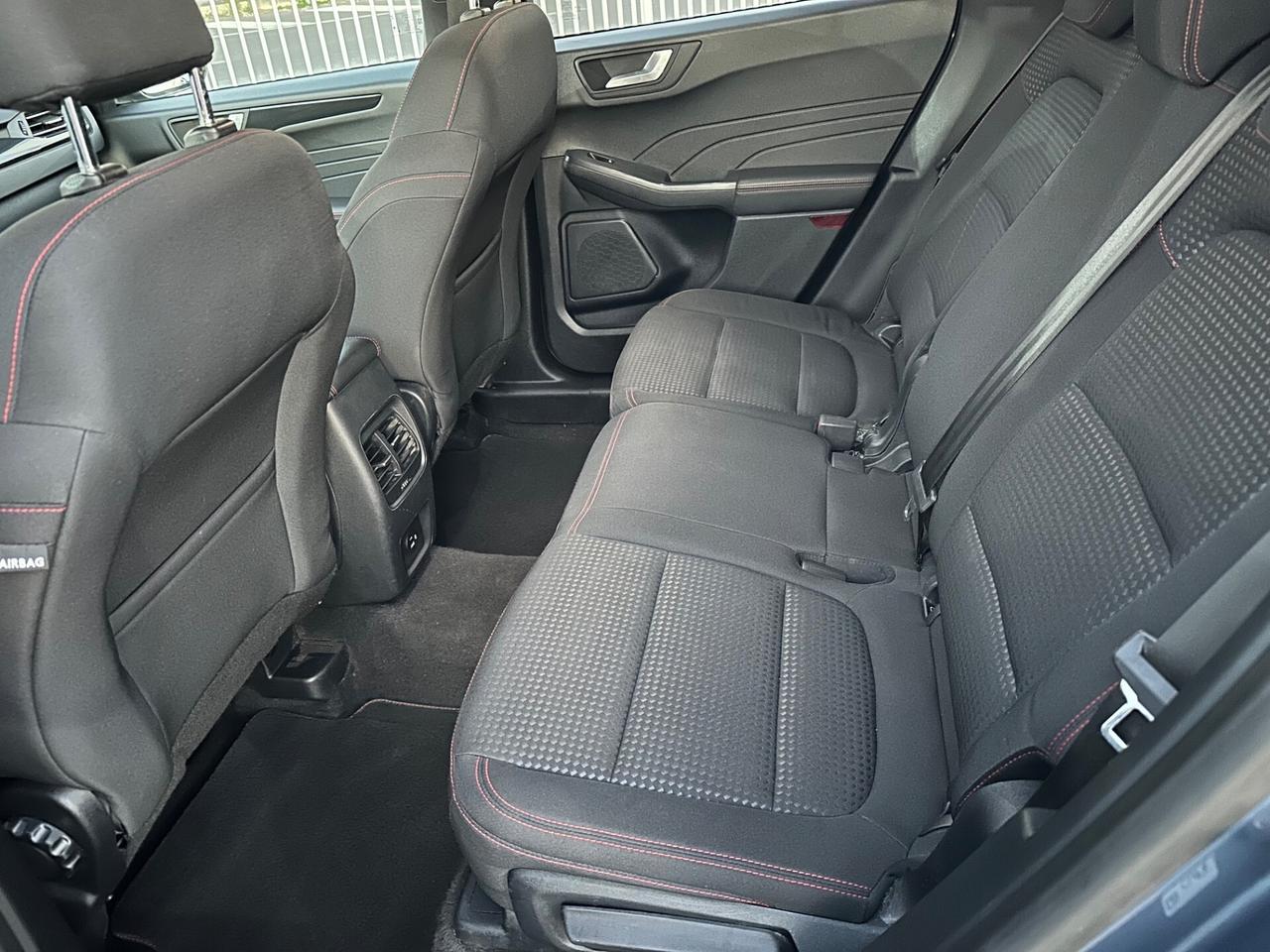 Ford Kuga 2021 1.5 120 CV aut. ST-Line DA VETRINA