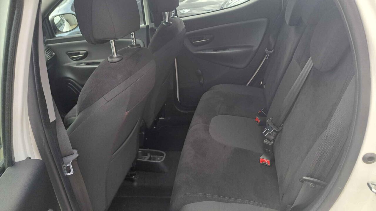 Lancia Ypsilon 1.3 MJT 16V 95 CV Gold 5 Porte