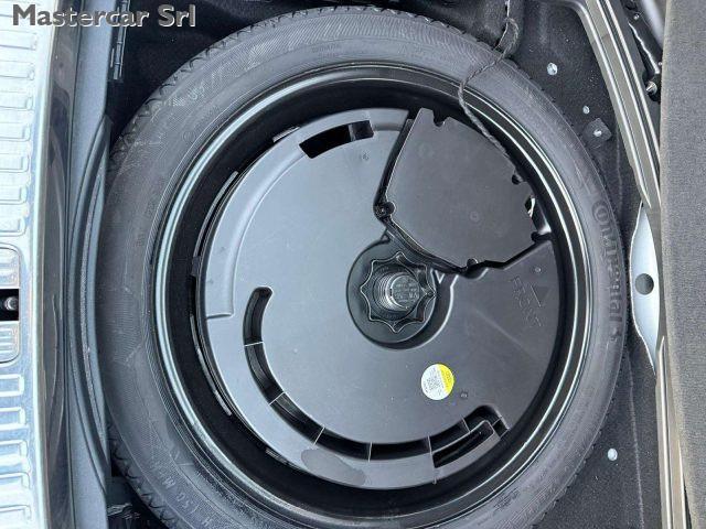 AUDI A6 Avant 40 2.0 tdi Business Sport s-tronic FZ588FW