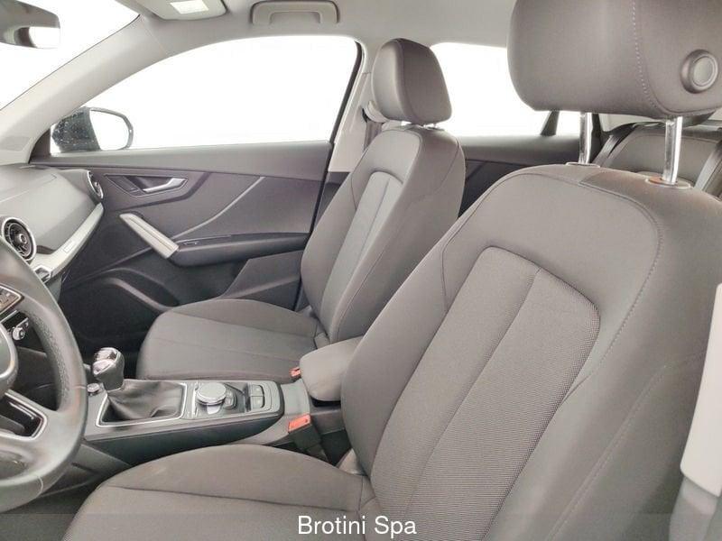Audi Q2 30 TFSI Business