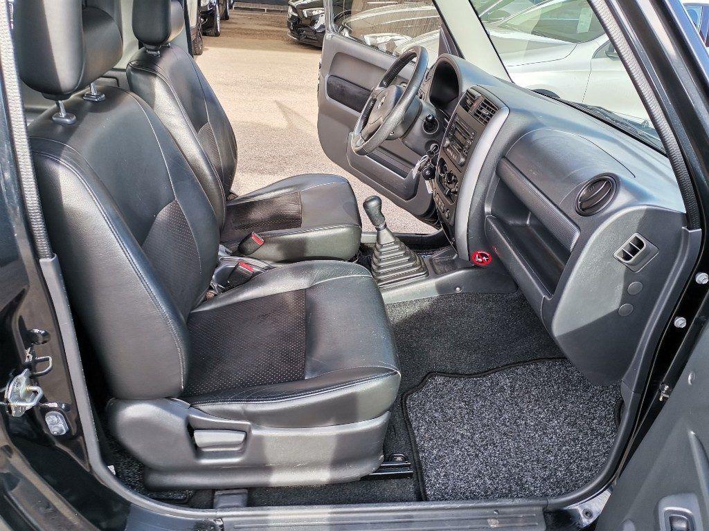 Suzuki Jimny 1.3i 16V 4WD