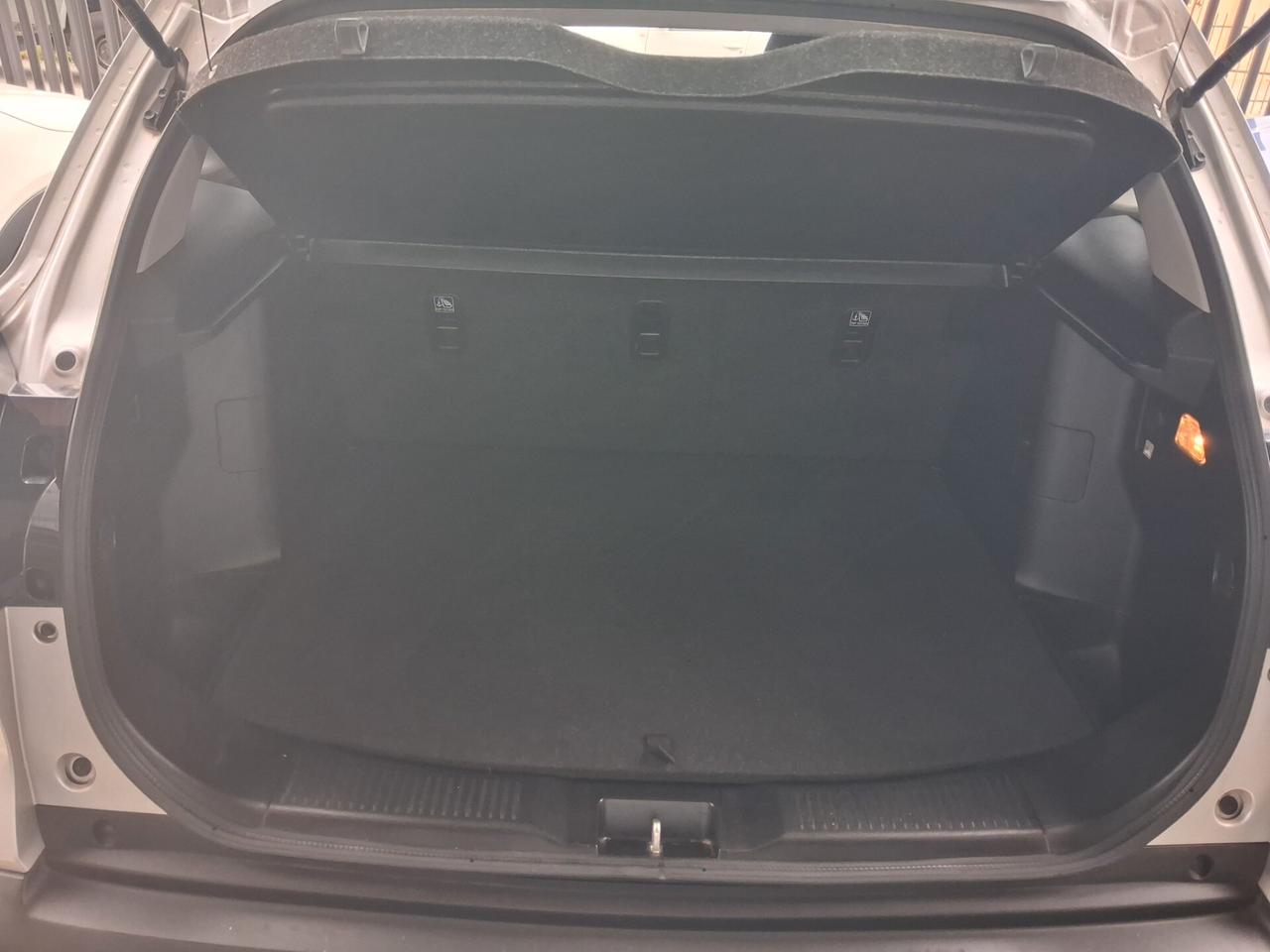 Suzuki S-Cross 1.4 Hybrid Top+