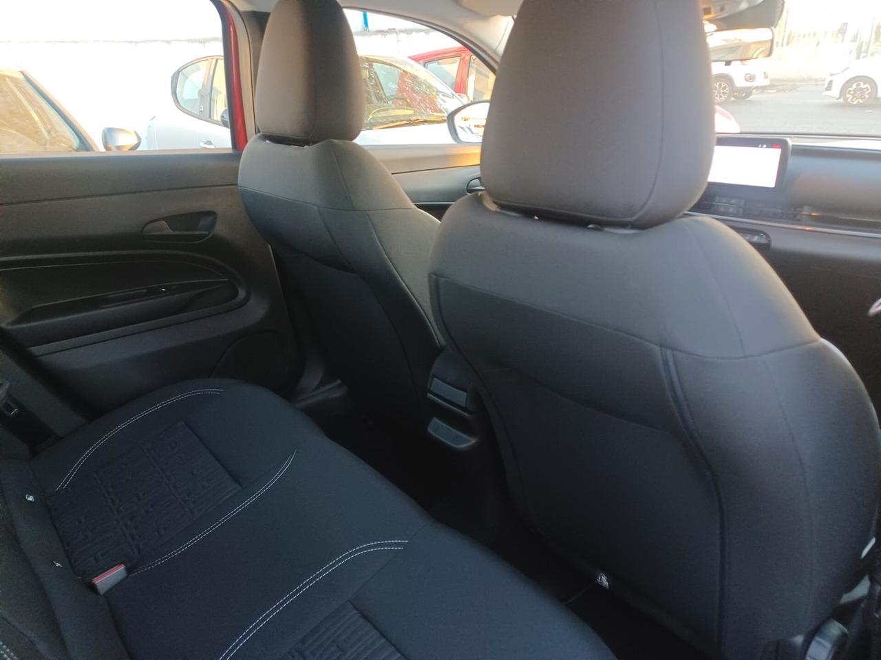 Fiat 600 Hybrid 110 CV DCT MHEV Business. KM 0