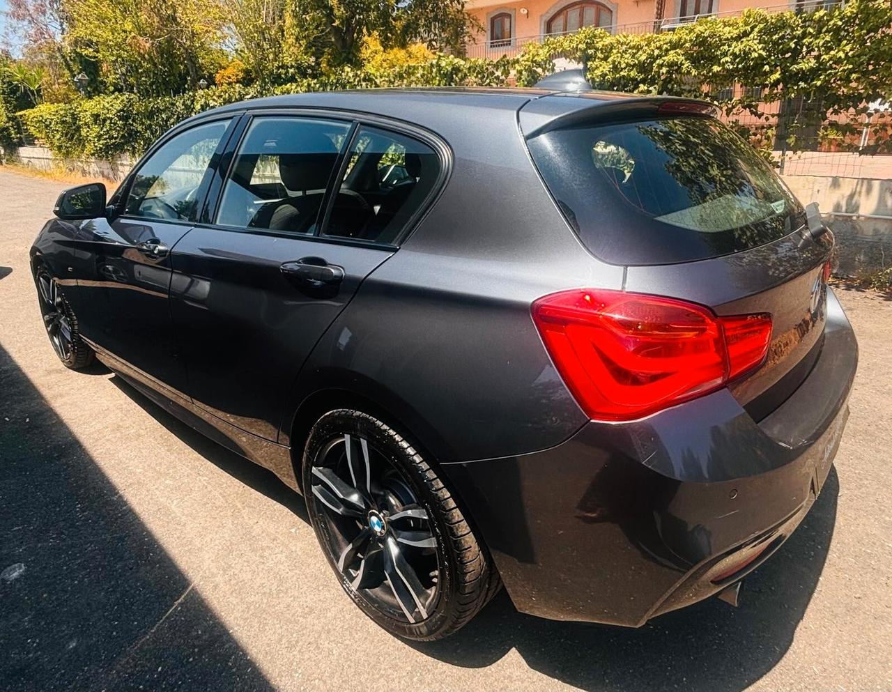 Bmw 118 118d 5p. Msport