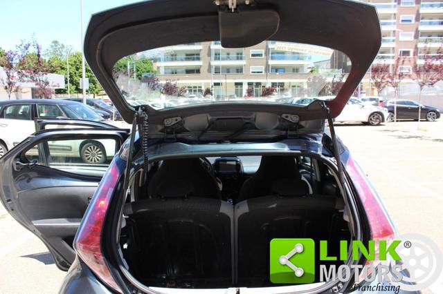 TOYOTA Aygo 1.0 VVT-i 69 CV 5 porte x-play Unico Proprietario
