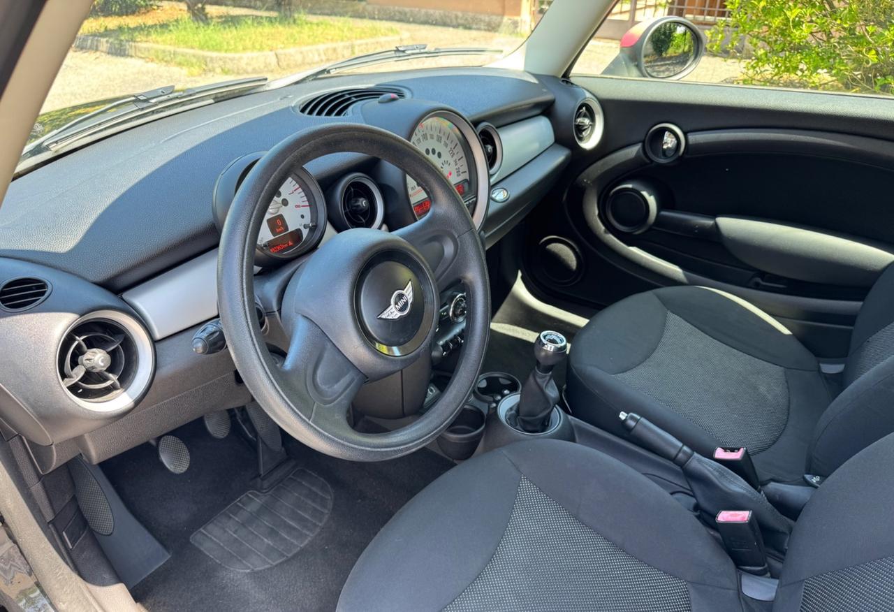 Mini Mini 1.6 16V One (55kW)