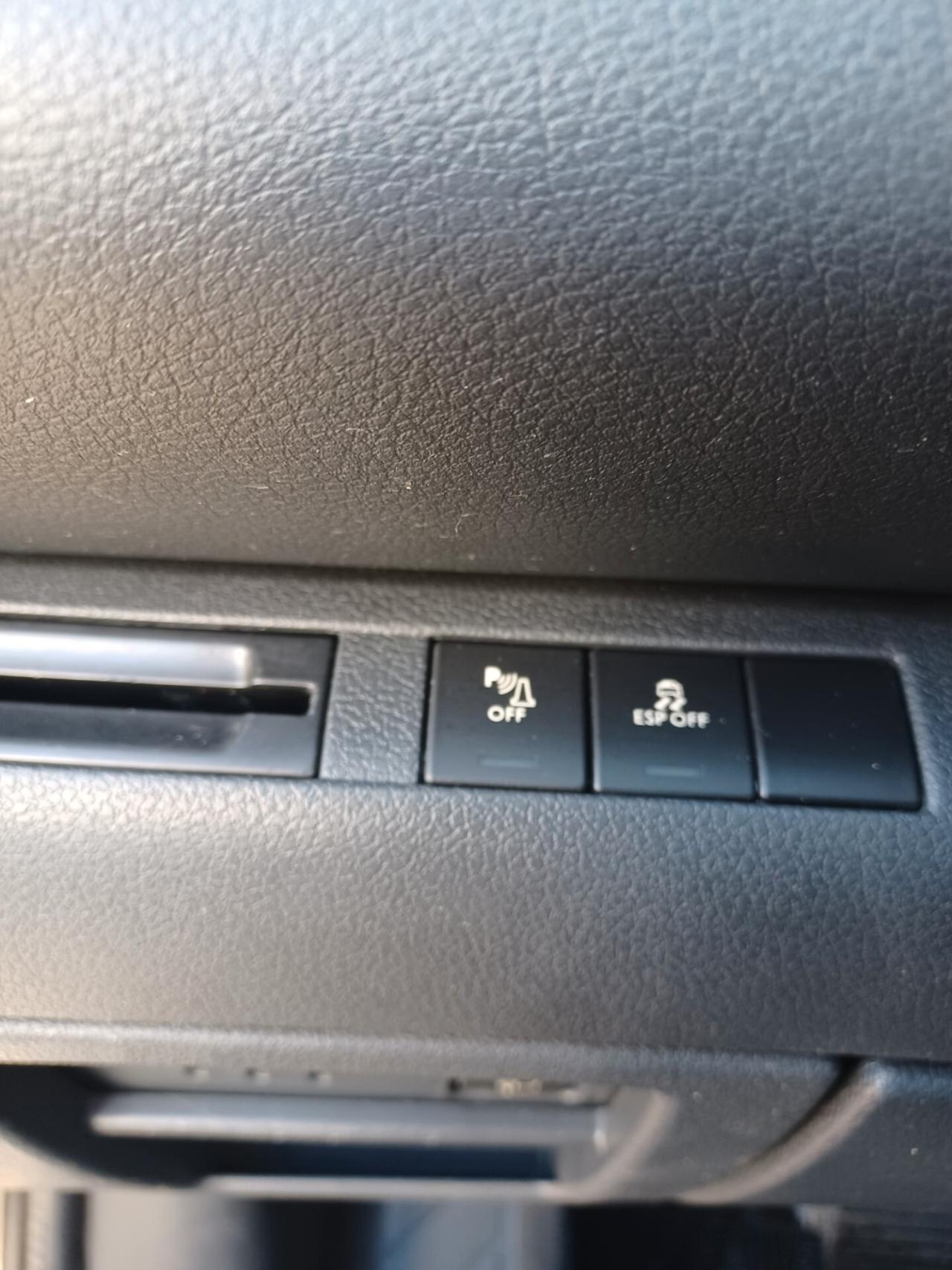 Peugeot 3008 1.6 e-HDi ALLURE AUTOMATICA 2012