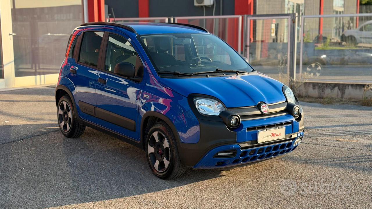 Fiat Panda 1.0 hybrid City Cross s