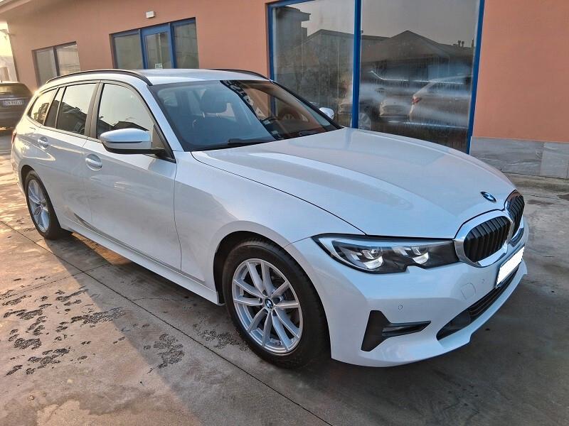 Bmw 318 318d 48V Touring Business Advantage