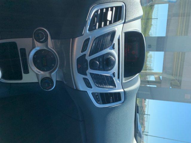 FORD Fiesta 1.4 3 porte Bz.- GPL Titanium