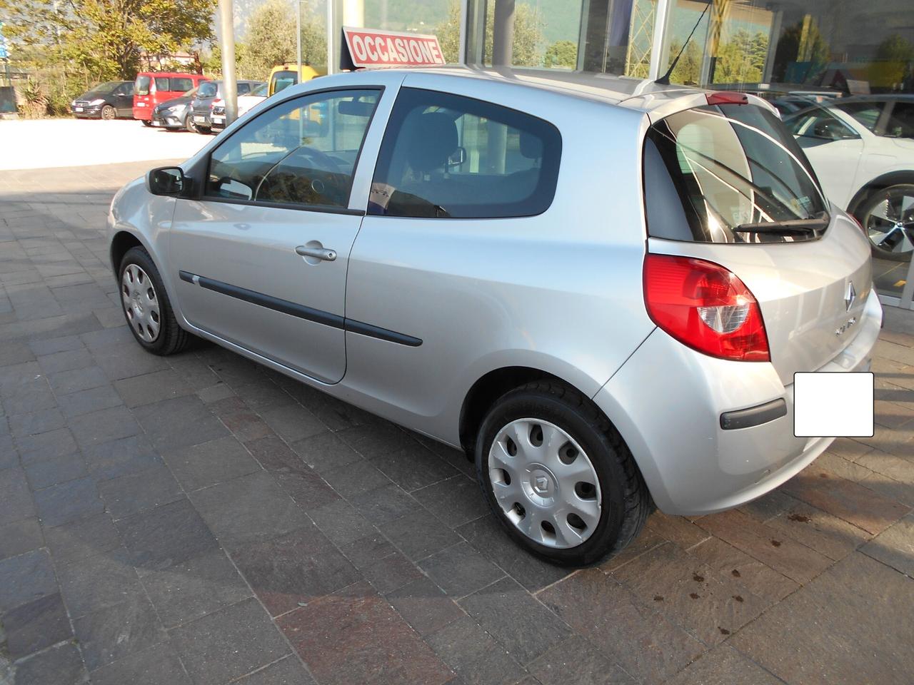 RENAULT CLIO 1.2 3P
