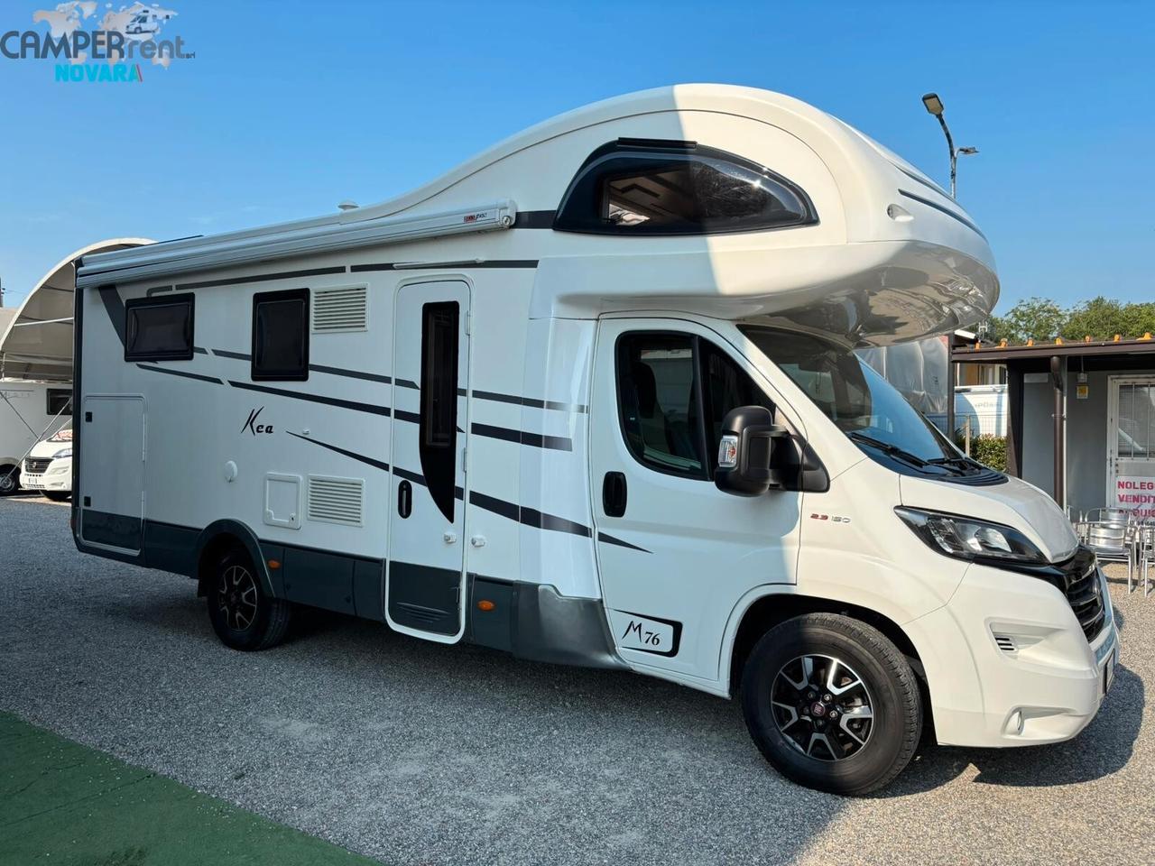MOBILVETTA KEA M76 - mansardato con letti gemelli in coda ed ampio garage foro 94 x 117