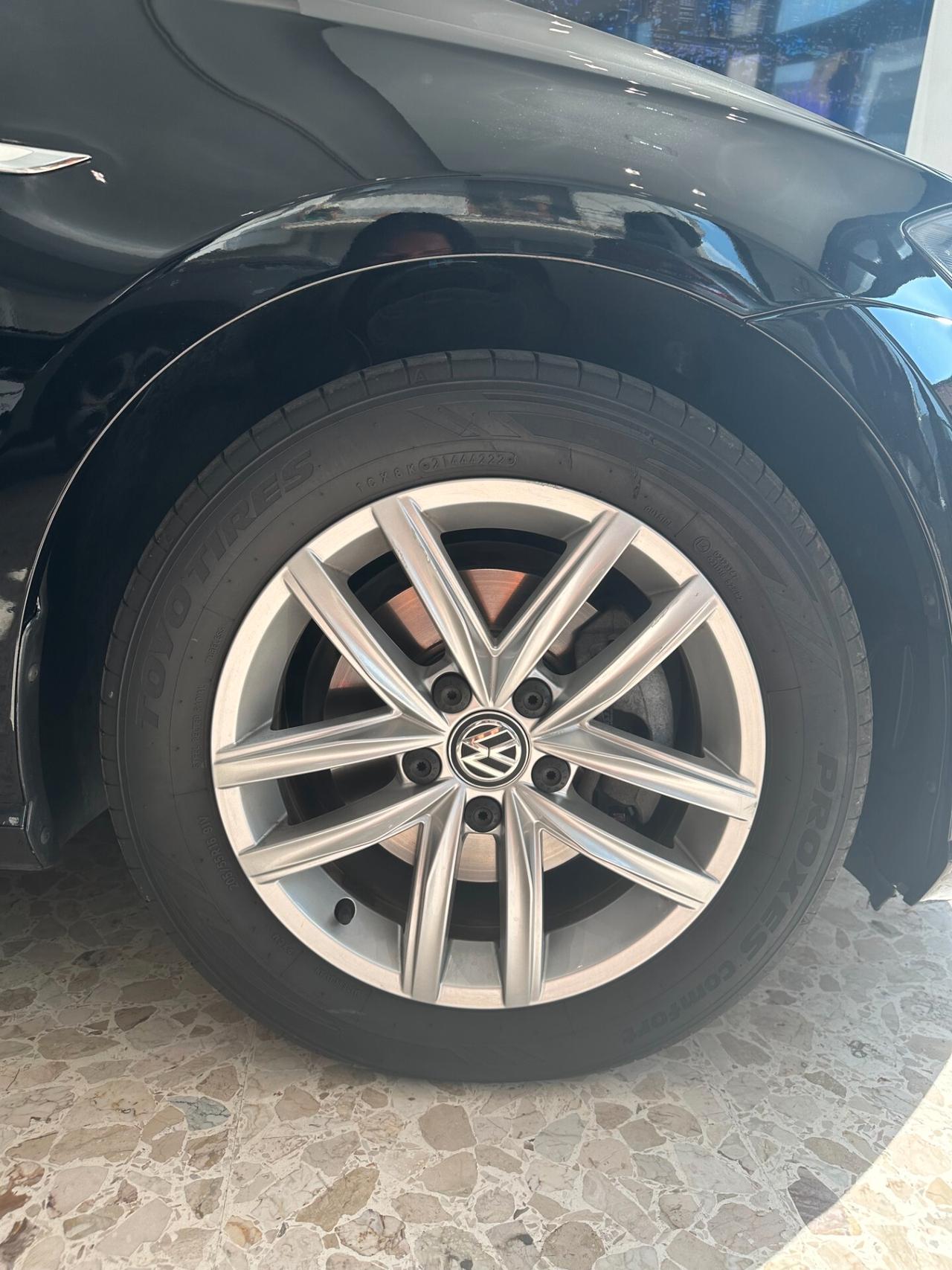 Volkswagen Golf 1.5 TGI DSG 5p. Executive BlueMotion Technology