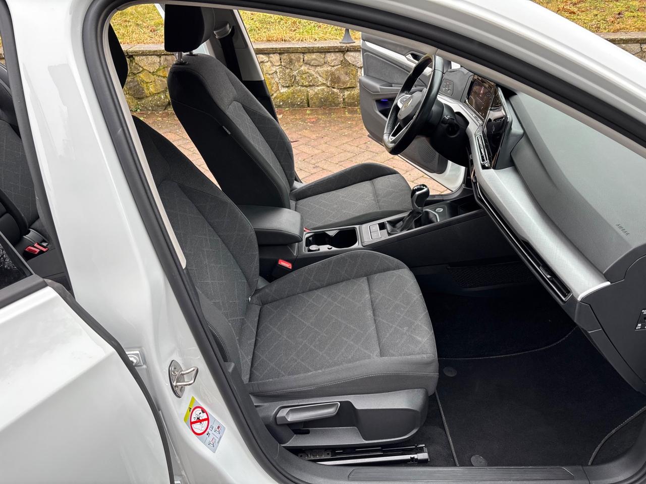 Volkswagen Golf 1.0 TSI EVO Life 7 ANNI DI GARANZIA