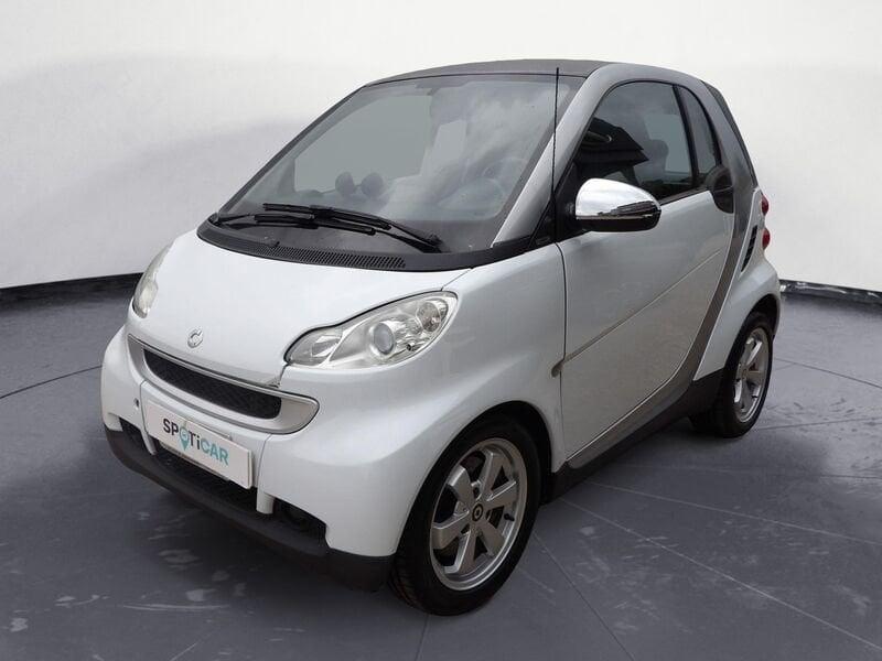 smart fortwo fortwo 1000 52 kW MHD coupé pulse