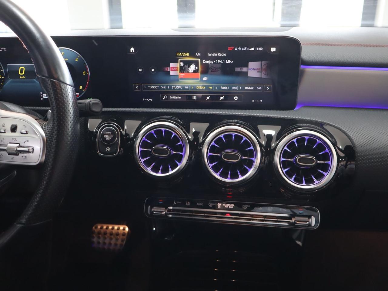 Mercedes-Benz CLA 200 AMG Line Premium Plus #11012