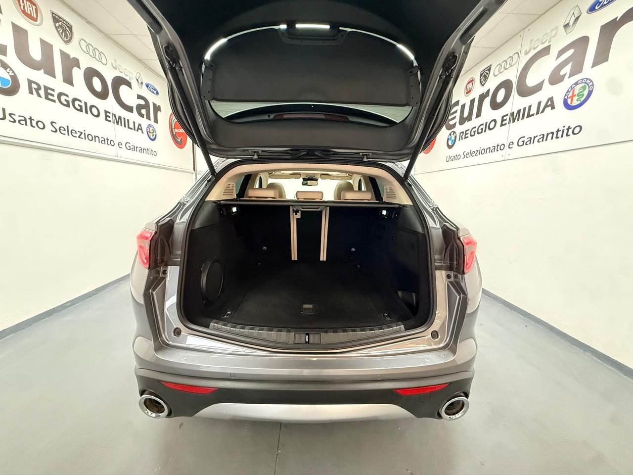 Alfa Romeo Stelvio 2.0 Turbo 280 CV AT8 Q4 B-Tech 11/2018 TETTO RADAR
