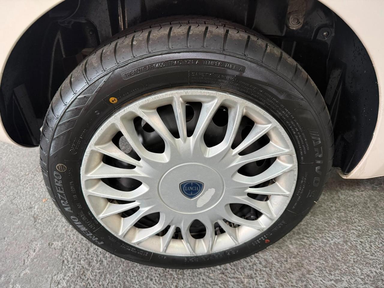 Lancia Ypsilon 1.3 Mjet 95cv 5 porte S&S Platinum