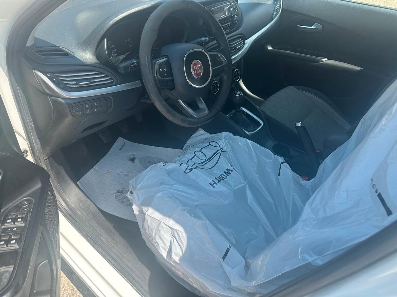 Fiat Tipo 1.4 4 porte Opening Edition