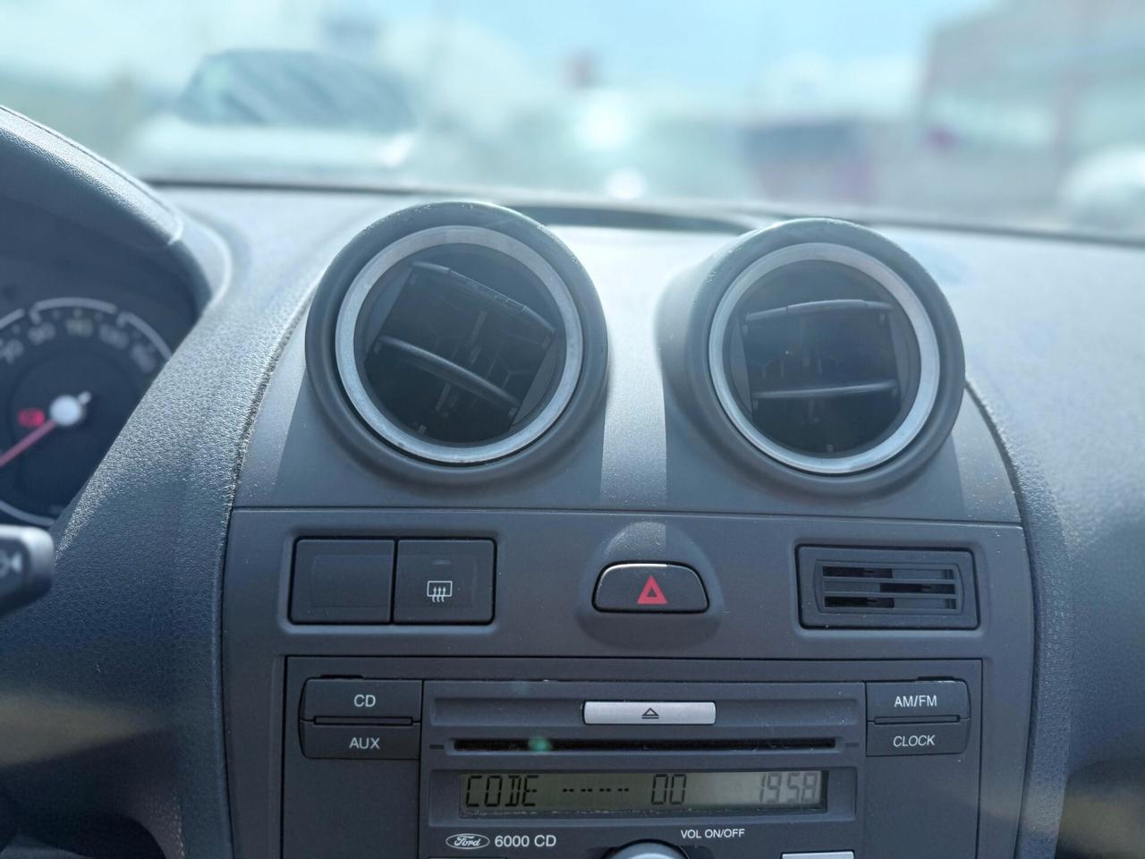 Ford Fiesta 1.2 BENZINA NEOP.